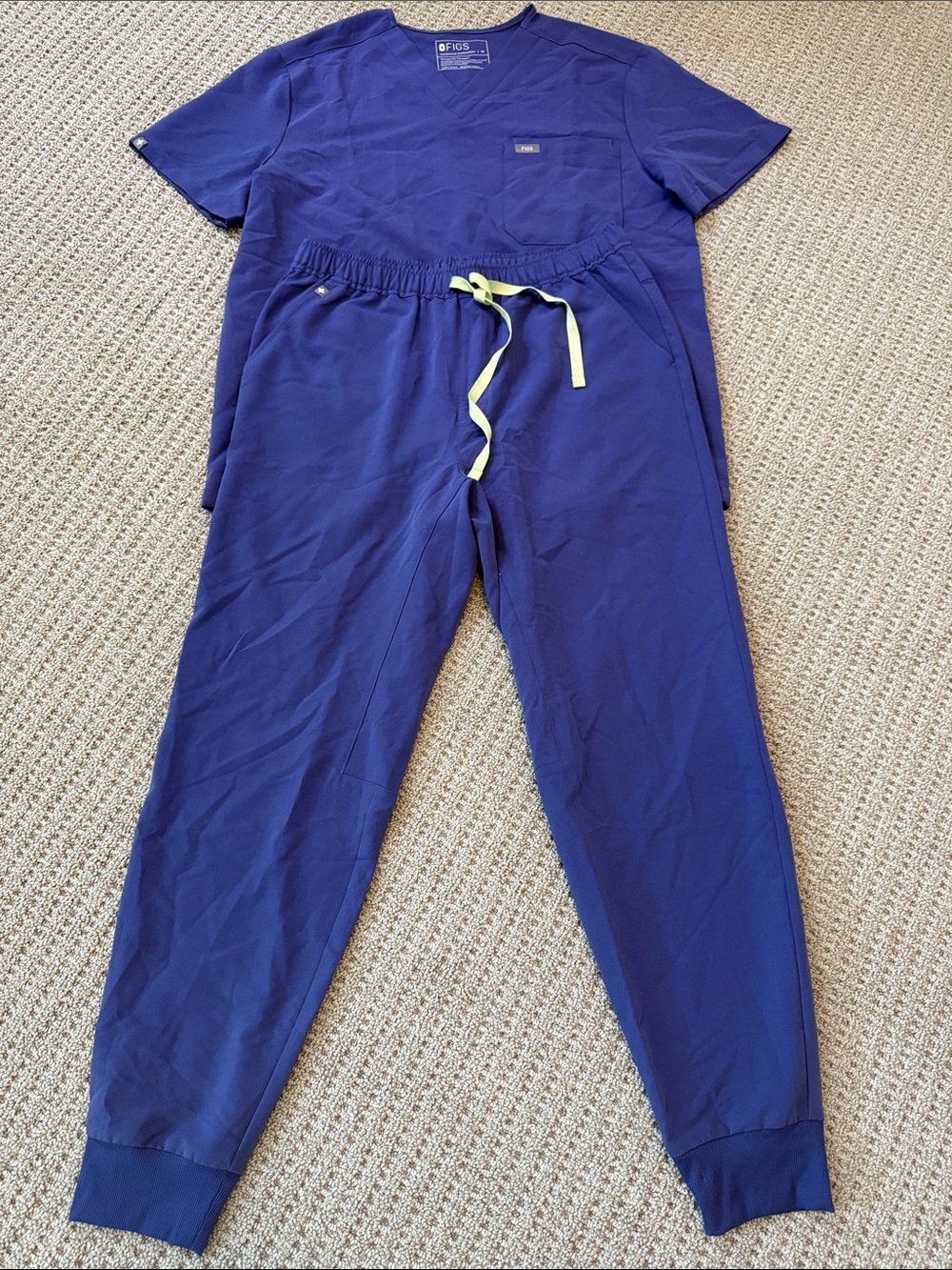 FIGS Women's Scrub Set in Amethyst with Lime Drawstring
